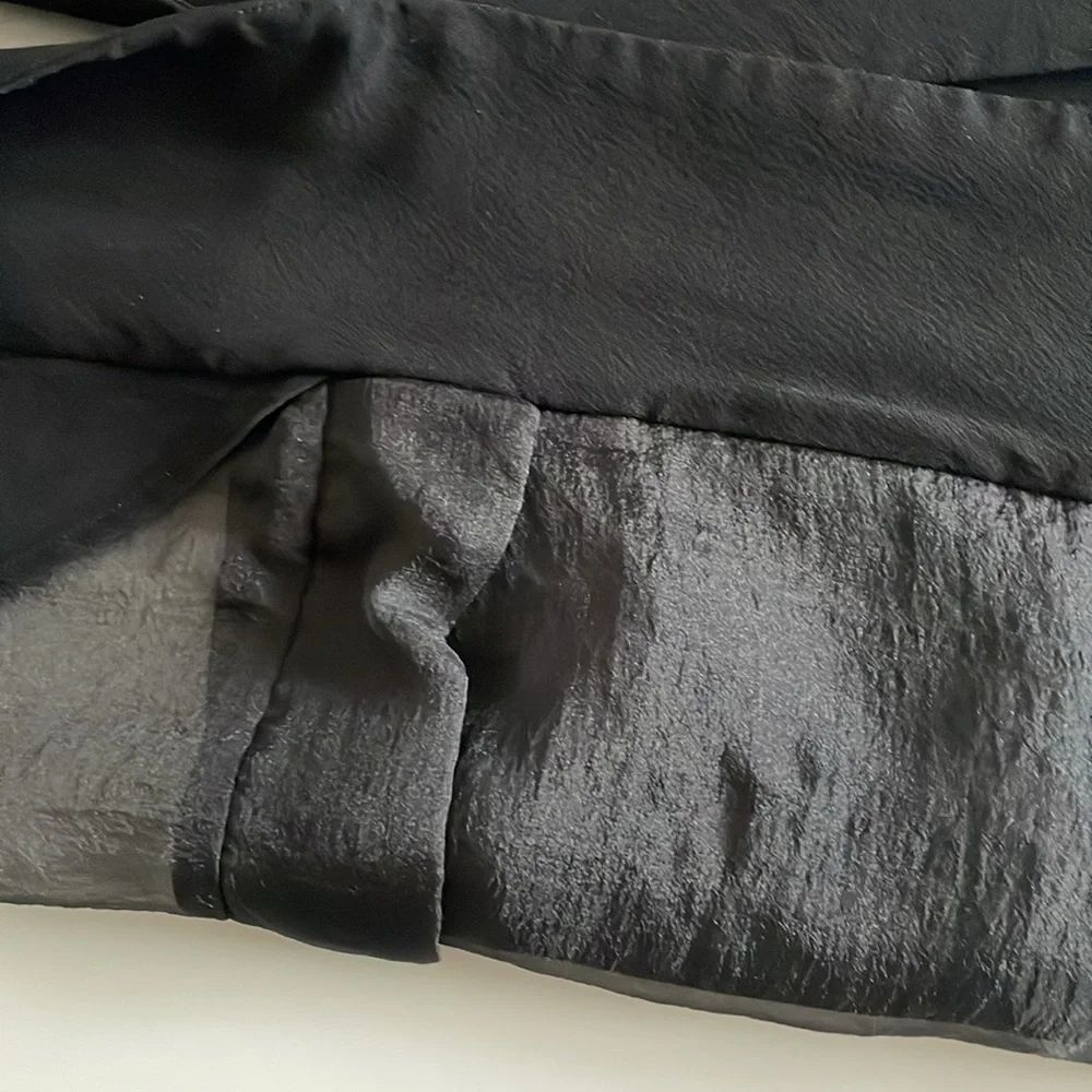 NWOT Black Sleeveless Blazer by H&M - Picture 4 of 9